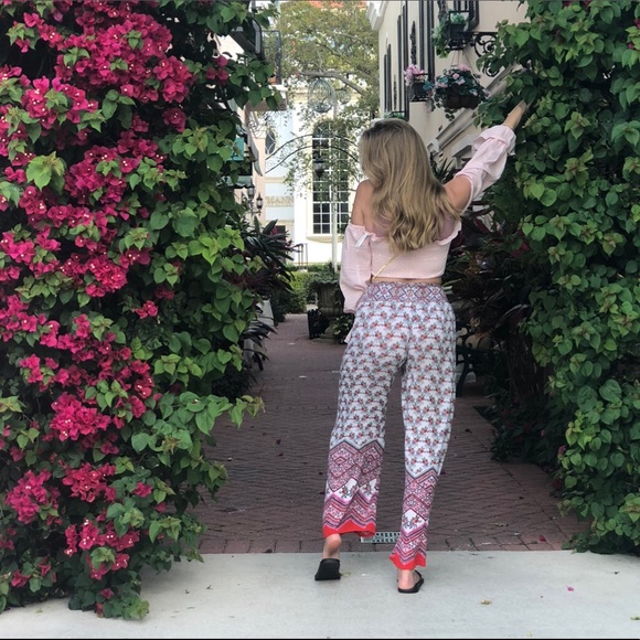 Smocked Top - LPA - Picture 4 of 4